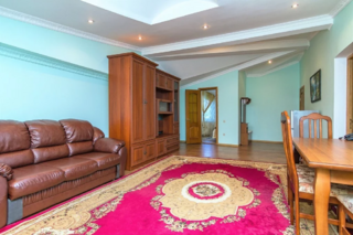 Гостиница У Бочарова ручья Сочи 3-комнатный номер стандарт семейный-1